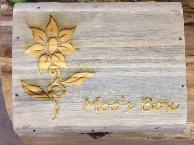 Small keepsake box