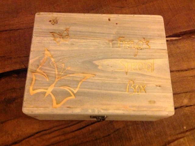 Extra Large Keepsake Box